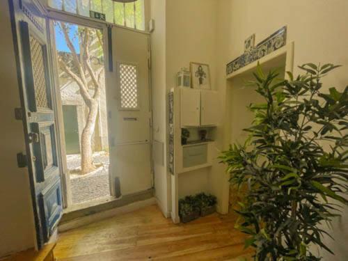 Historical Bica - 3 Bedroom Apartment ลิสบอน ภายนอก รูปภาพ