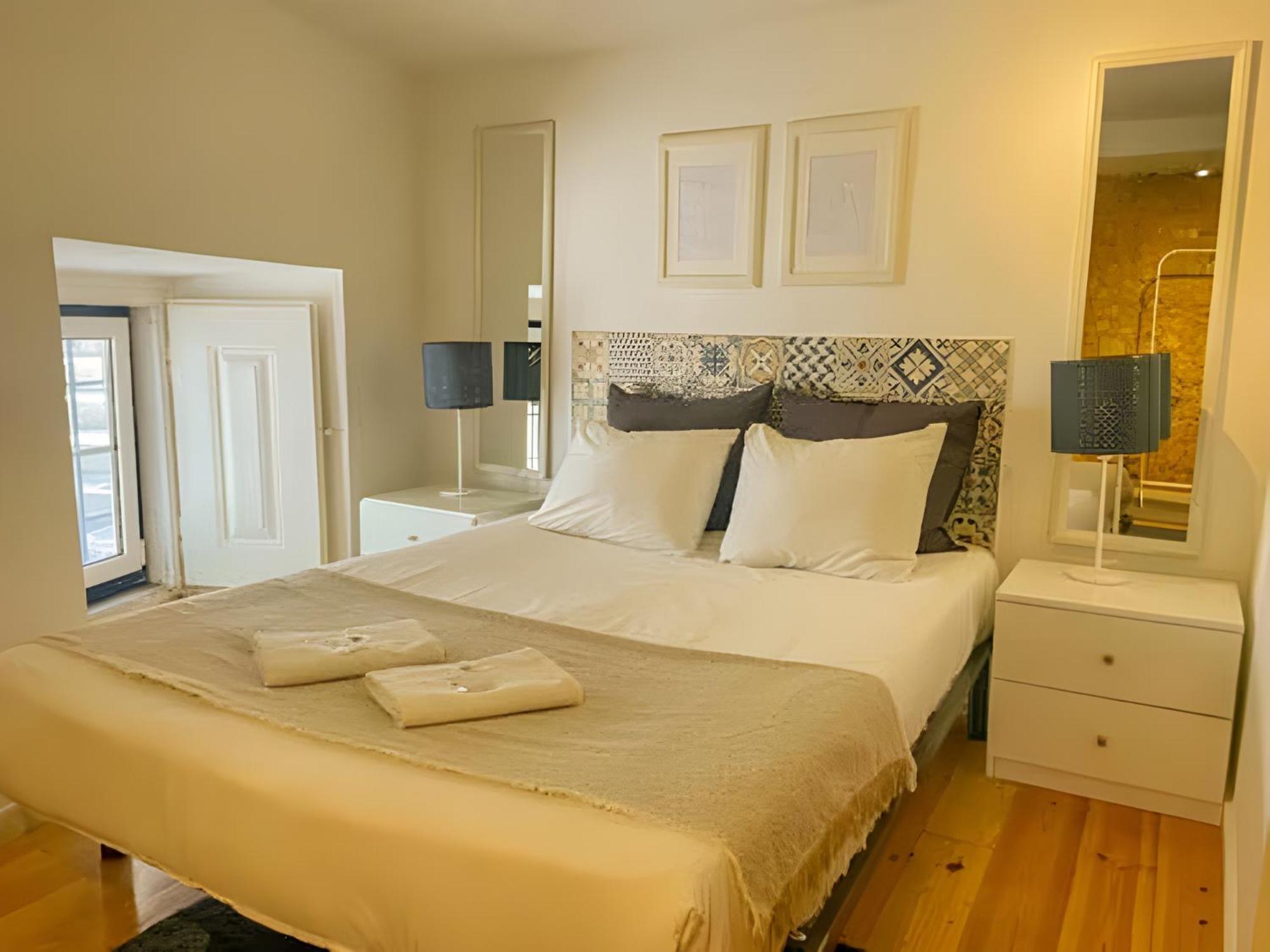 Historical Bica - 3 Bedroom Apartment ลิสบอน ภายนอก รูปภาพ